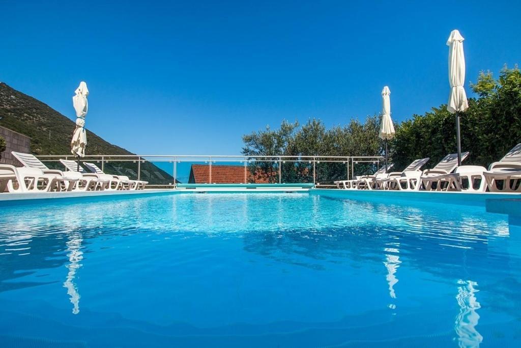 4 Bedroom With Pool At Peljesac * Trpanj
